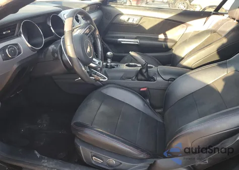 2016 Ford Mustang Gt z USA, uszkodzony, nr VIN 1FATP8FF2G5238793